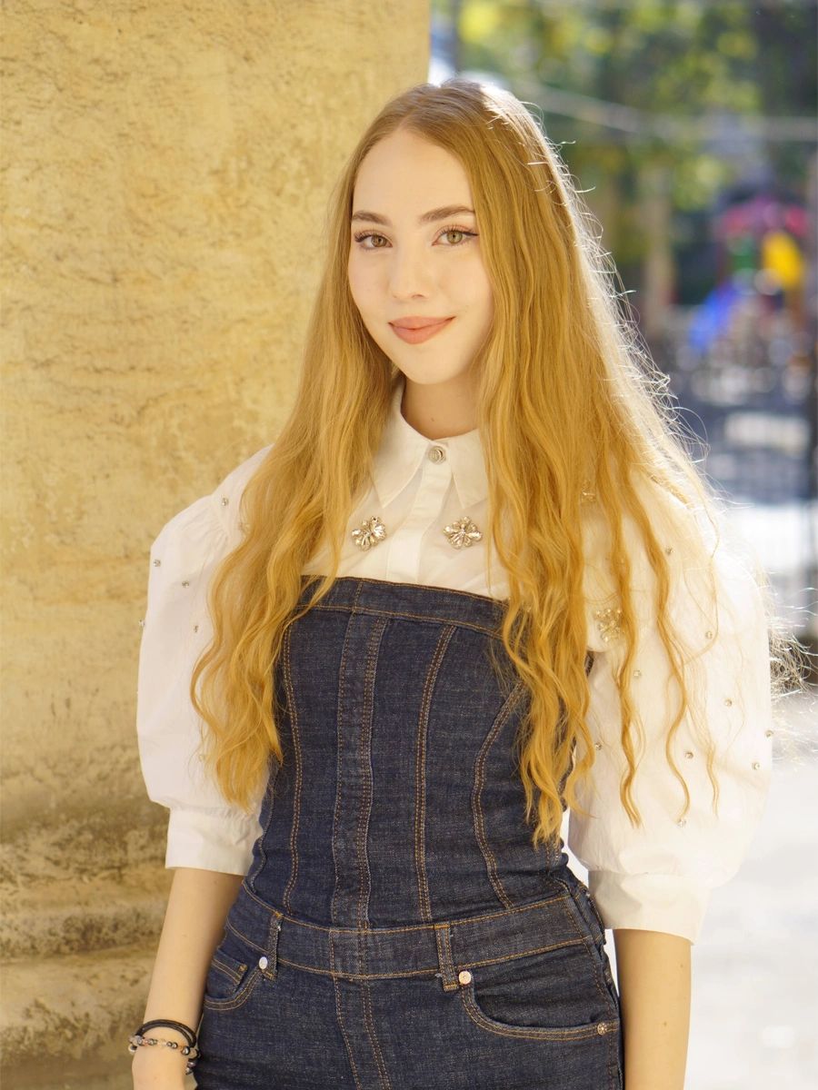 Portrait of Bianca-Ioana Ungurianu